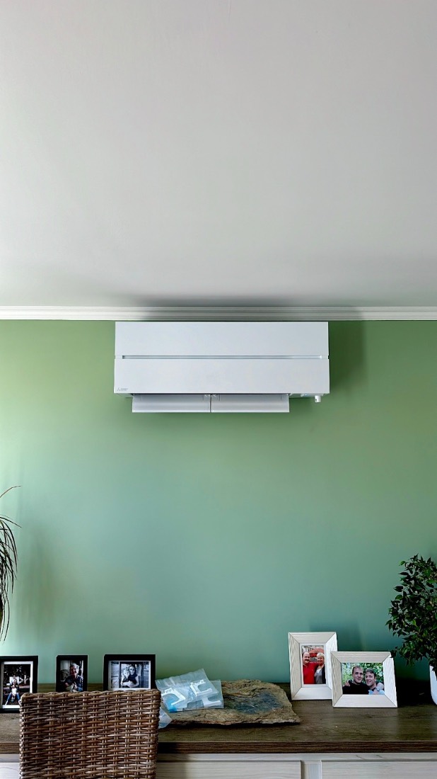 Climatisation murale design Mitsubishi — réalisation TGS Group